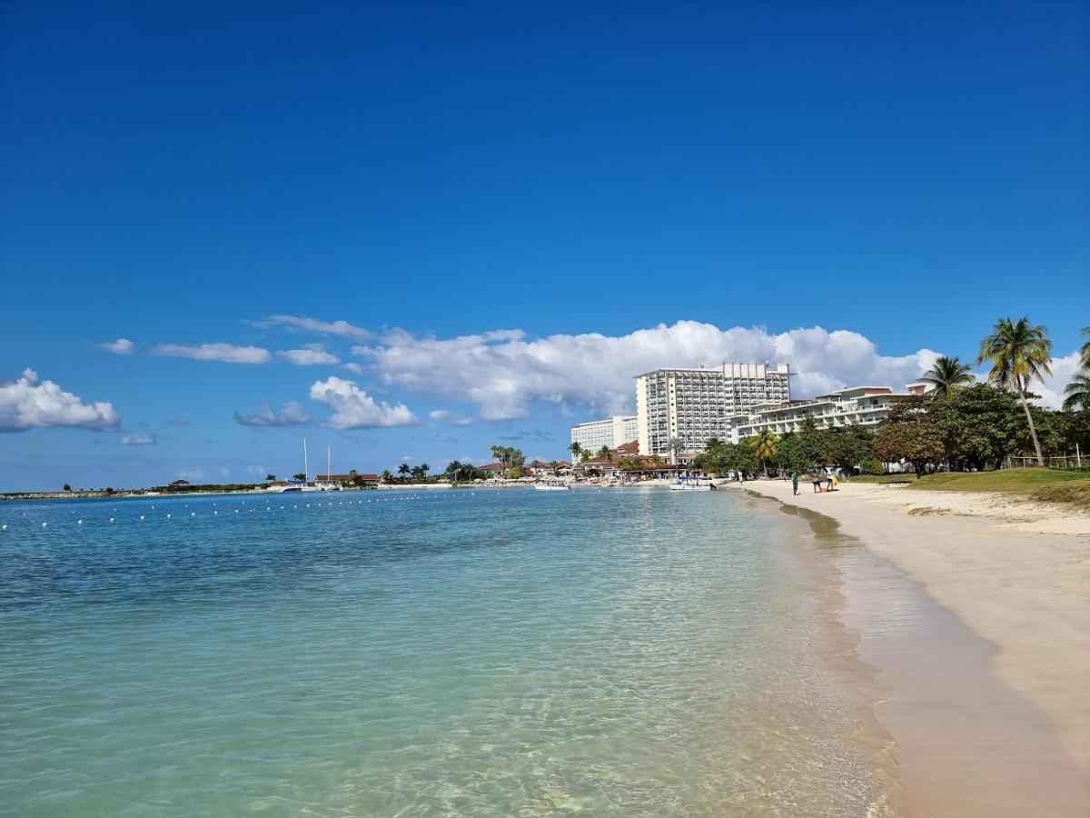 The Roseville Ocho Rios Esterno foto